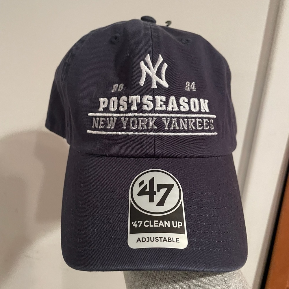 47 Adult 2024 MLB Postseason New York Yankees Navy Cleanup Baseball Hat NWT - Picture 2 of 8